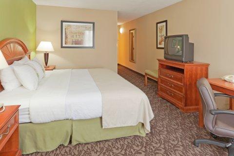 Quality Inn & Suites Downtown Mansfield Εξωτερικό φωτογραφία
