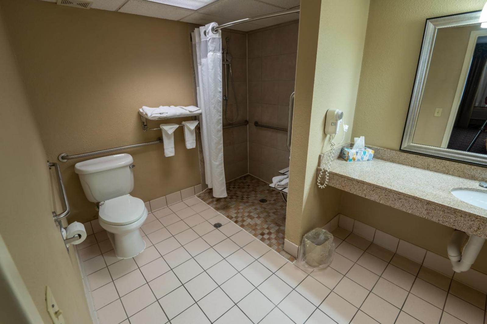 Quality Inn & Suites Downtown Mansfield Εξωτερικό φωτογραφία